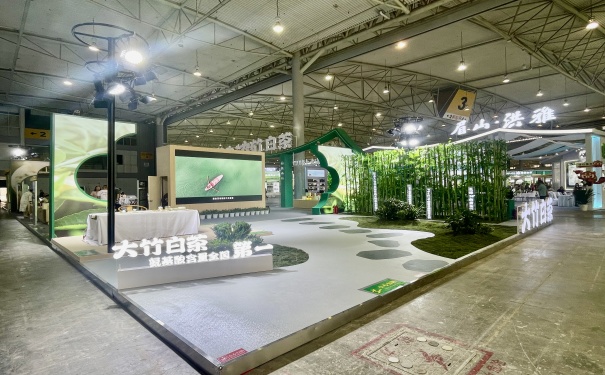 怎么设计出更有展品环境特色的展台