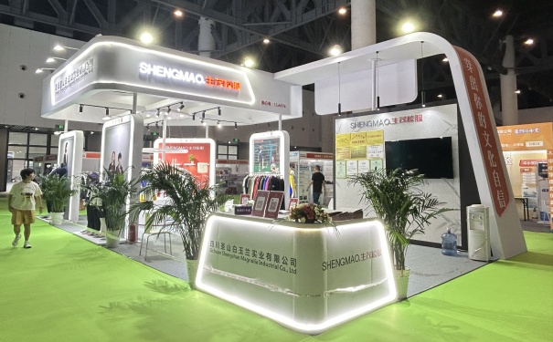 展台搭建如何利用门头设计来制造空间的分区