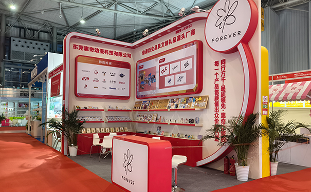 如何结合不同的材质打造出优质的展台