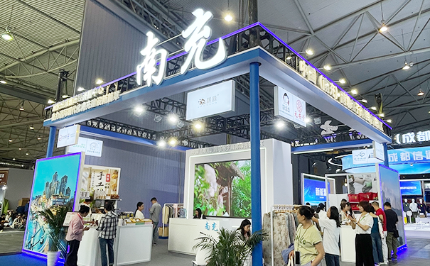 科技感展台设计时候如何突出地域文化特色