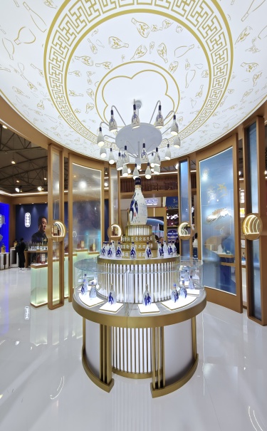怎么结合展品设计出让人印象深刻的美陈