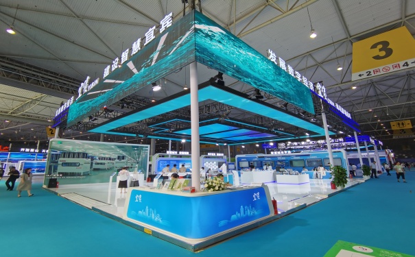 怎么设计更具科技感的展台